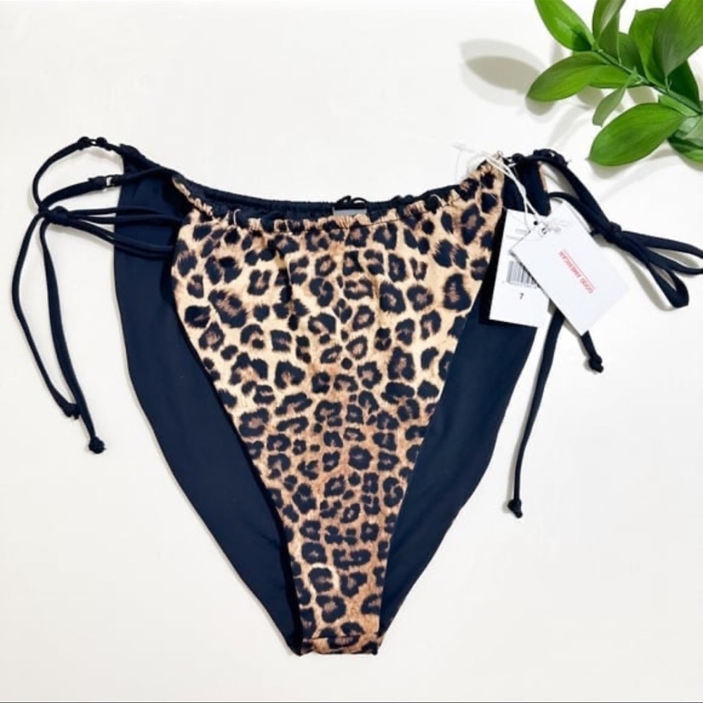 Good American Hi-Hi Tanga Bikini Bottom in Leopard - Picture 6 of 8